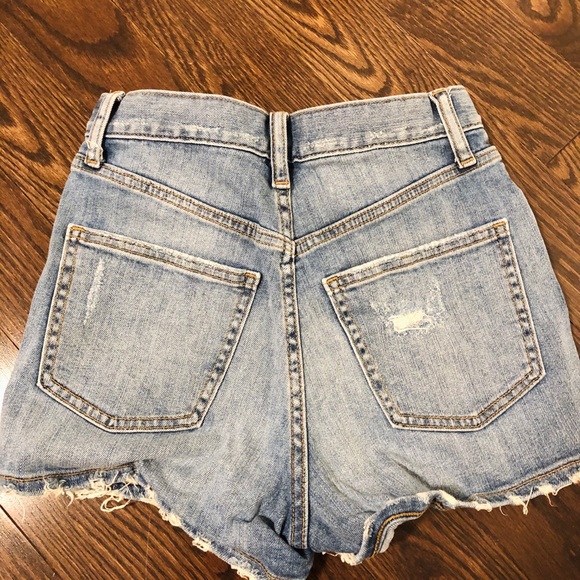 uniqlo jeans short - Picture 2 of 2